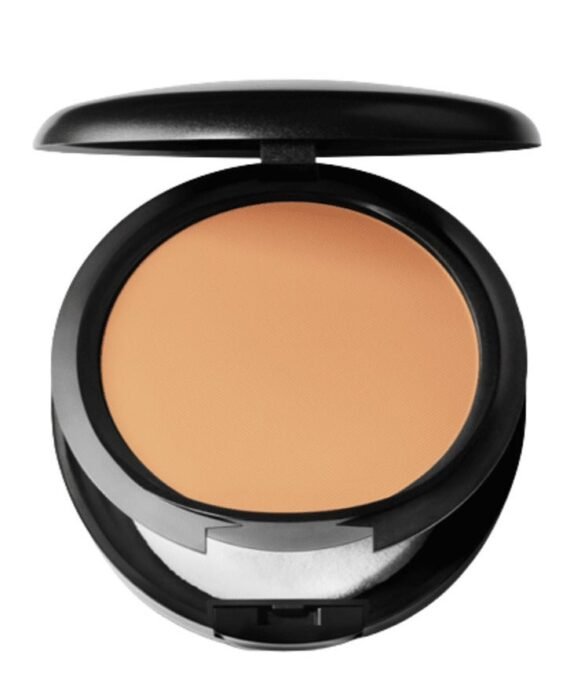 MAC Cosmetics Studio Fix Powder Plus Foundation- C6, 15g