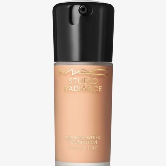 Studio Radiance Serum Powered Foundation - NW25