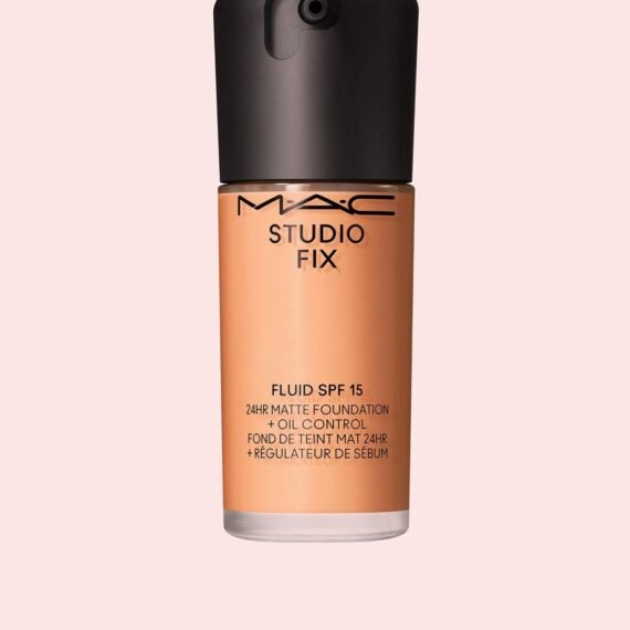 Studio Fix Fluid Foundation Spf 15 - Nc25