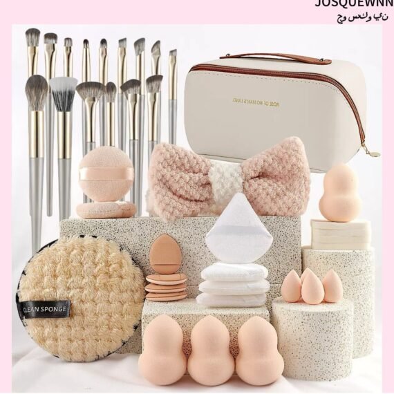 Makeup Brush Set 36 Pcs Makeup Tool Set, Premium Synthetic Foundation Powder Concealers Eye Shadows Blush Makeup Brushes Powder Puff, Pink, 36 Piece Set.