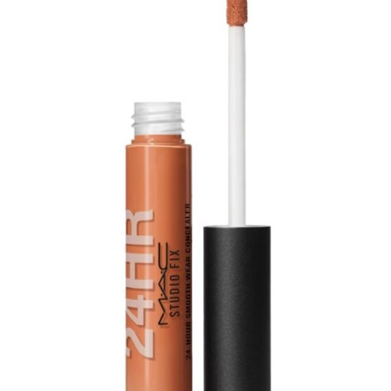 Studio Fix 24-Hour Smooth Wear Concealer NC55