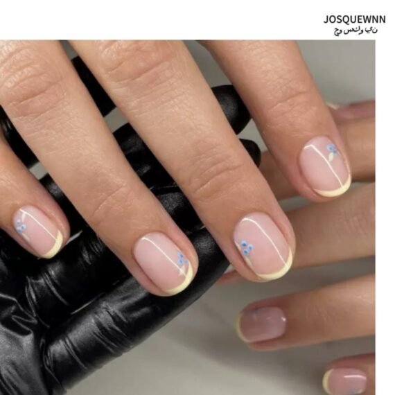 Press on nails,24Pcs, European and American Fashion Colorful 3D Floral Nail Art, French Fresh Wearable Short Nails, Sweet Versatile Cute Women's False Nails DIY Nail Art Accessories.Fake Acrylic Nails With Glue Kit.