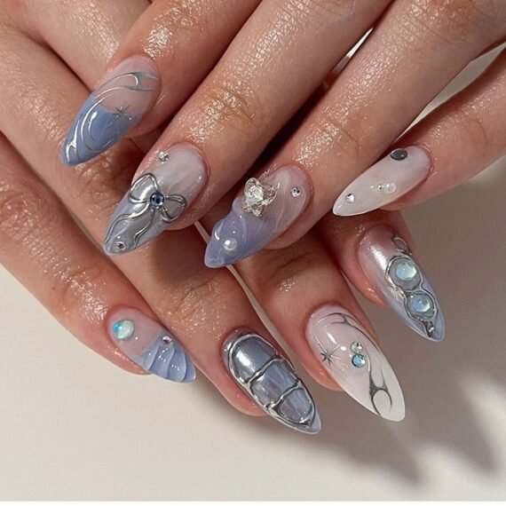 24Pcs Fake Nails, Press Nails, Mid-Almond Manicure - Light Blue Silver Starlight Diamond Manicure - 3D Butterfly knot Nail Art - Fake Nail Patch