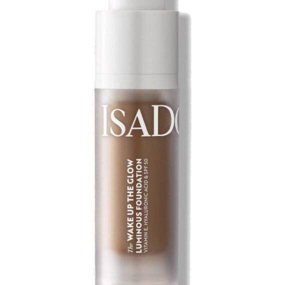 The Wake Up The Glow Luminous Foundation 8N Neutral