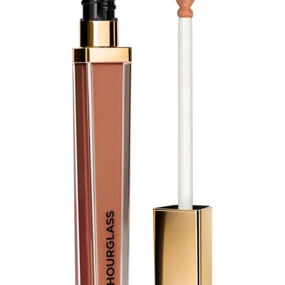 Unreal High Shine Volumizing Lip Gloss Strike