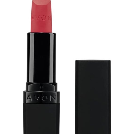 Ultra Matte Pink Lipstick Flatters SPF15 Peach