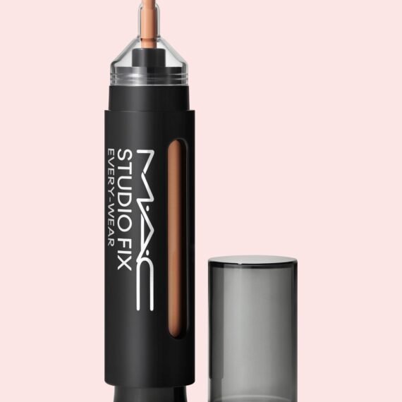 Studio Fix Every-Wear All-Over Face Pen - NW25