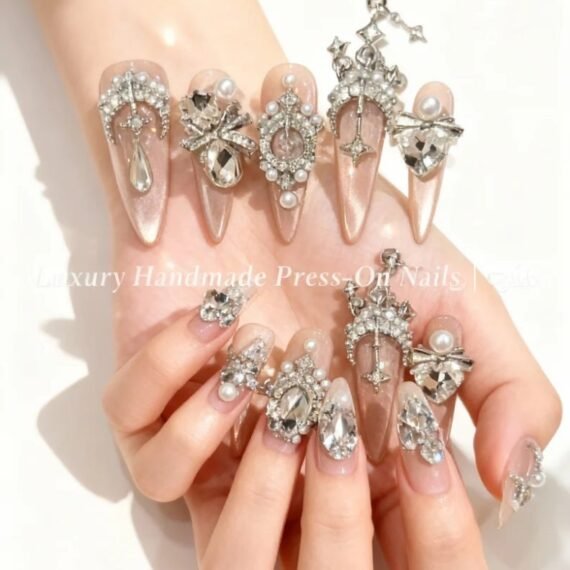 【Luxury 3D Press-On Nails】200+ Swarovski Crystals | Handcrafted Set | Light-Adaptive | No UV | Full Kit