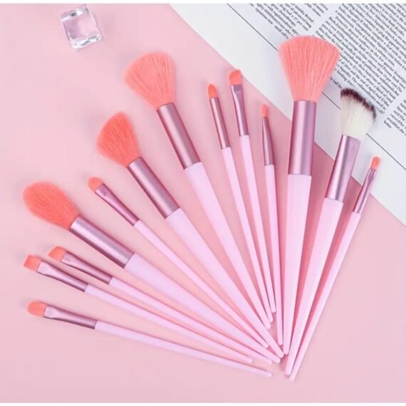 A set of 25 Pcs Makeup Brushes Tool Set, Professional Kabuki Foundation Eyeshadow Blush Blending Lip Full Face Cosmetic Kit ,Makeup Brush Set,