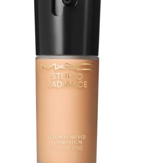 studio radiance high coverage serum foundation nw22 Beige